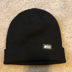 REI black beanie